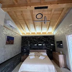Testa House Apartamento Catania